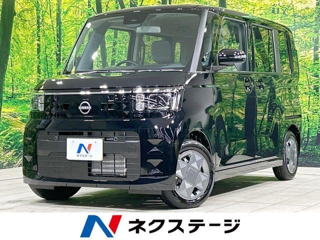 NISSAN
