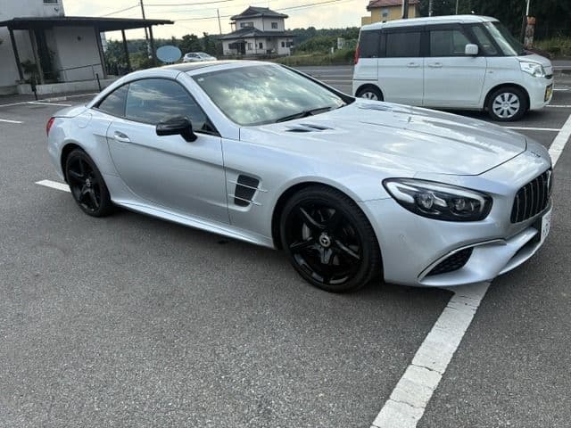 MERCEDES BENZ