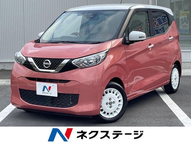 NISSAN
