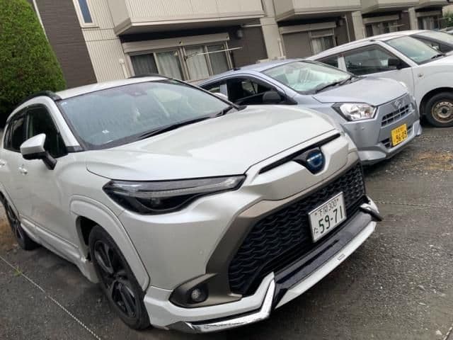 Car thumbnail 3