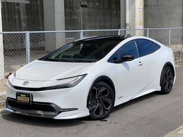 TOYOTA PRIUS 4WD