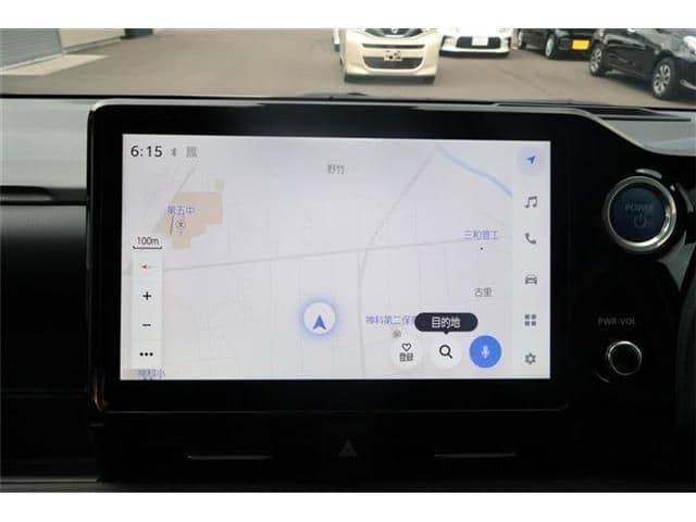Car thumbnail 3