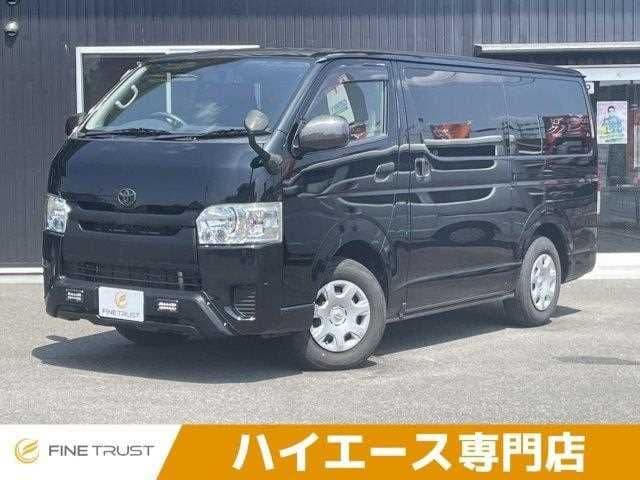 TOYOTA HIACE van 4WD