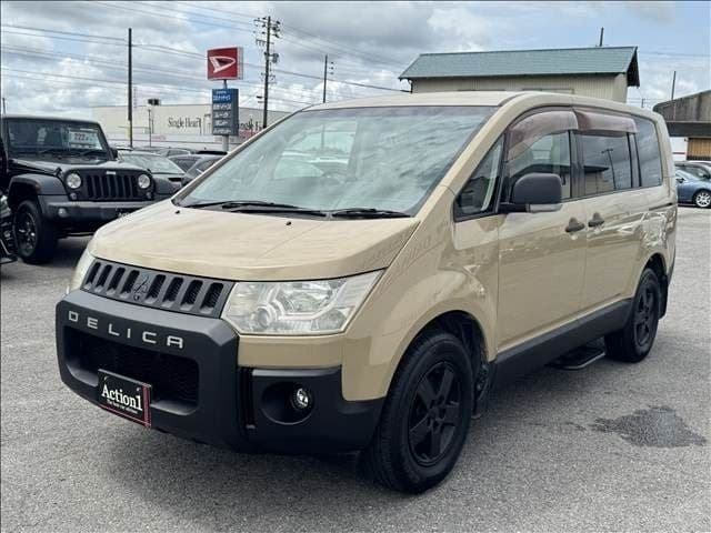 MITSUBISHI DELICA D:5 2WD