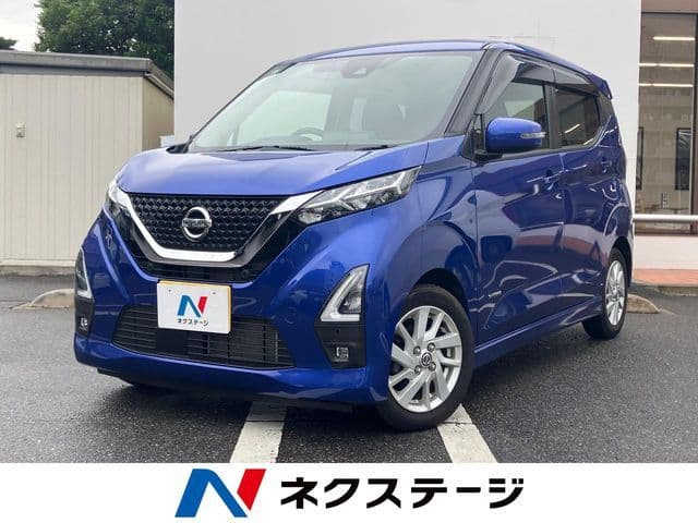 NISSAN