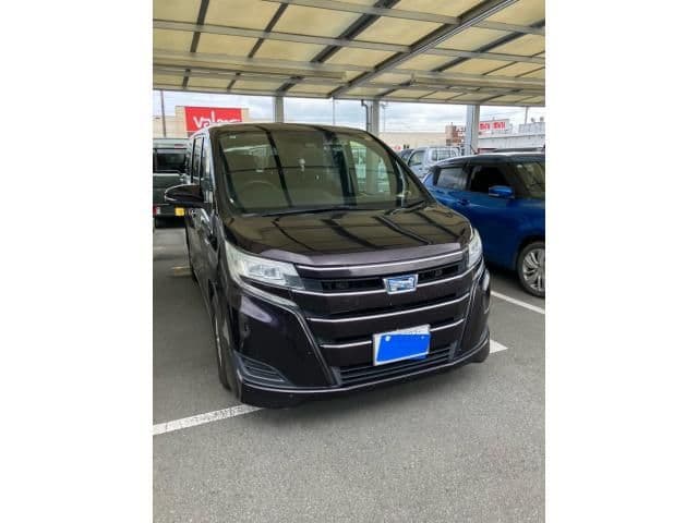 TOYOTA NOAH HYBRID