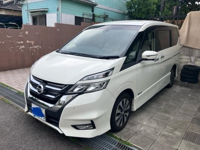 NISSAN