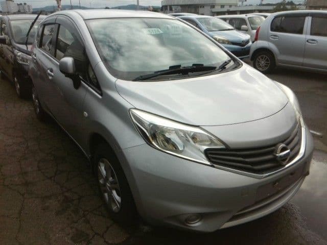 NISSAN NOTE 4WD