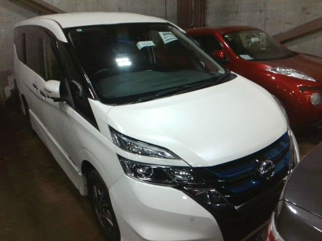 NISSAN