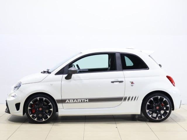 Car thumbnail 3