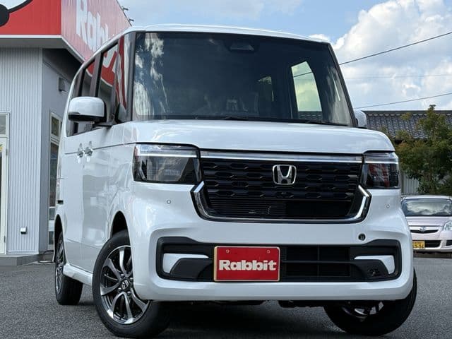 HONDA N BOX CUSTOM 4WD
