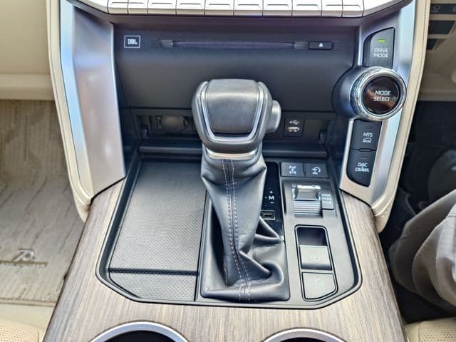 Car thumbnail 17