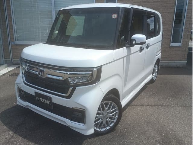 HONDA N BOX CUSTOM 4WD