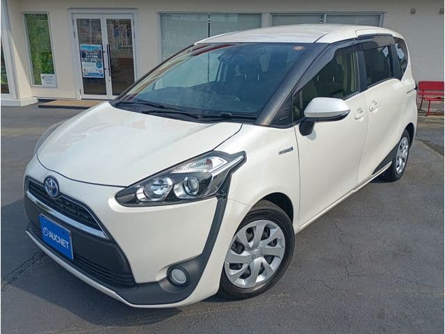 TOYOTA SIENTA HYBRID