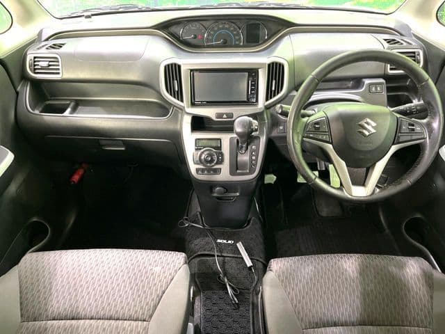 Car thumbnail 3