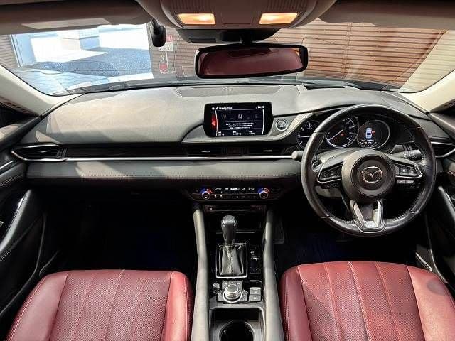 Car thumbnail 3