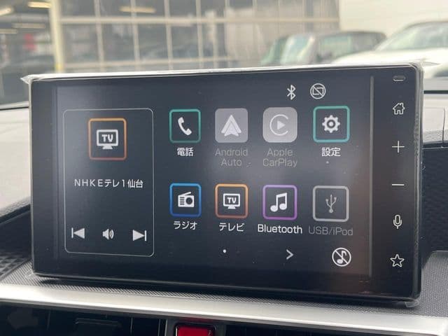 Car thumbnail 3