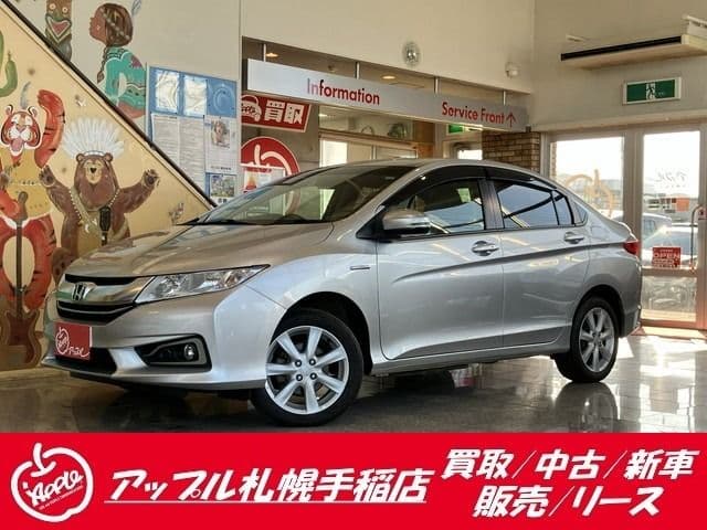 HONDA GRACE HYBRID 4WD