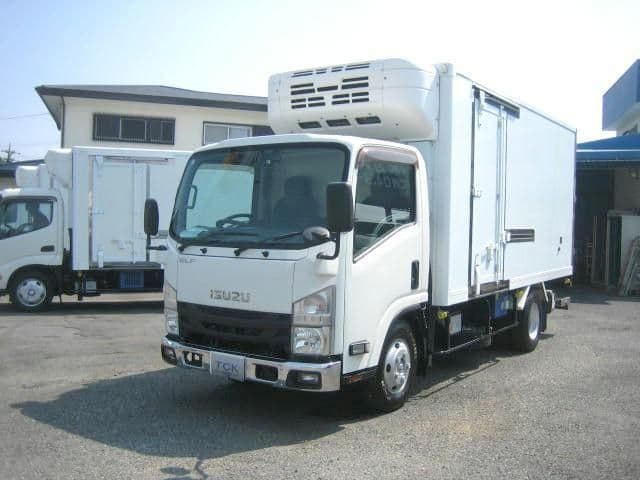 ISUZU