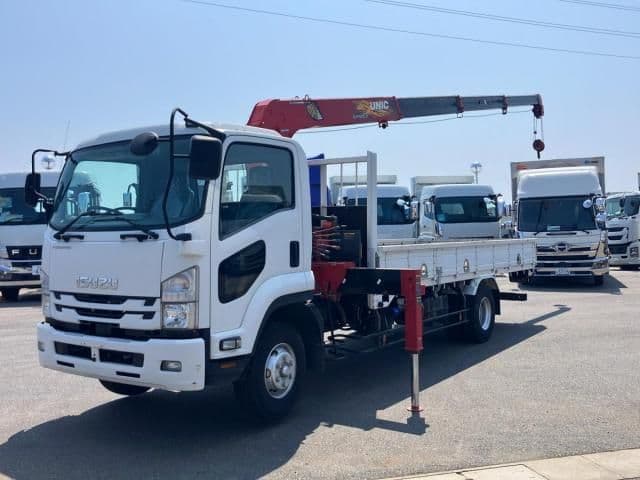 ISUZU