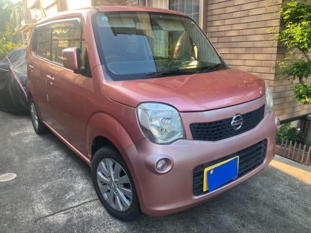 NISSAN