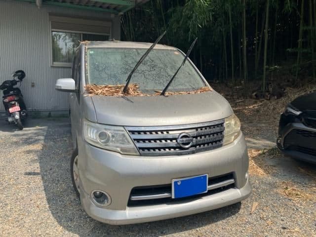 NISSAN