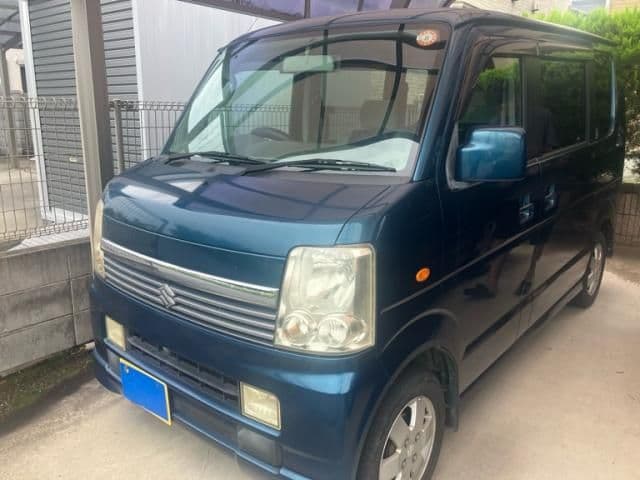SUZUKI