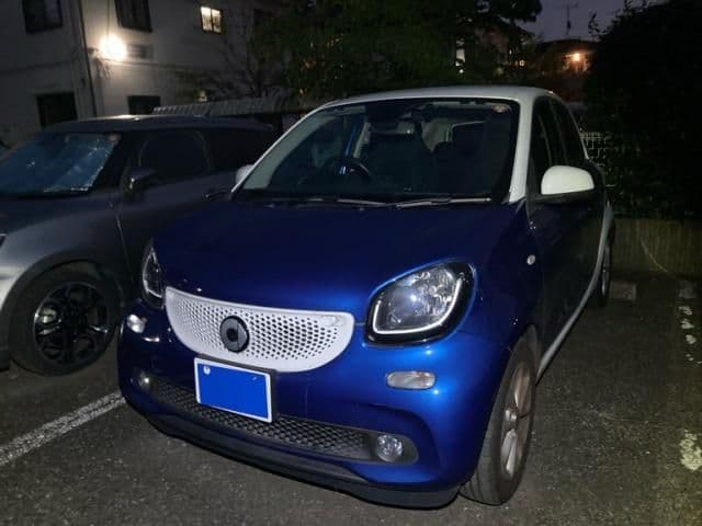 Car thumbnail 2