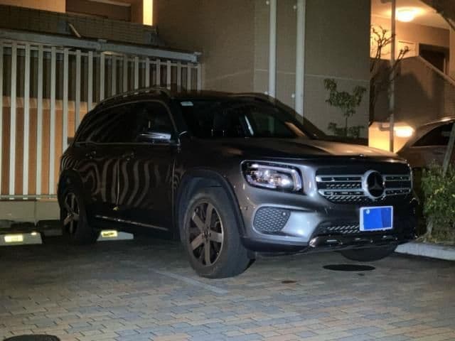 Car thumbnail 2