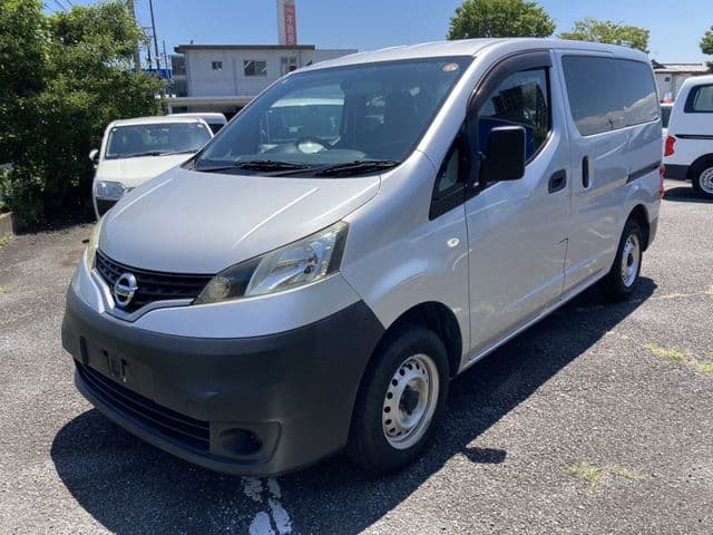 NISSAN NV200 VANETTE van