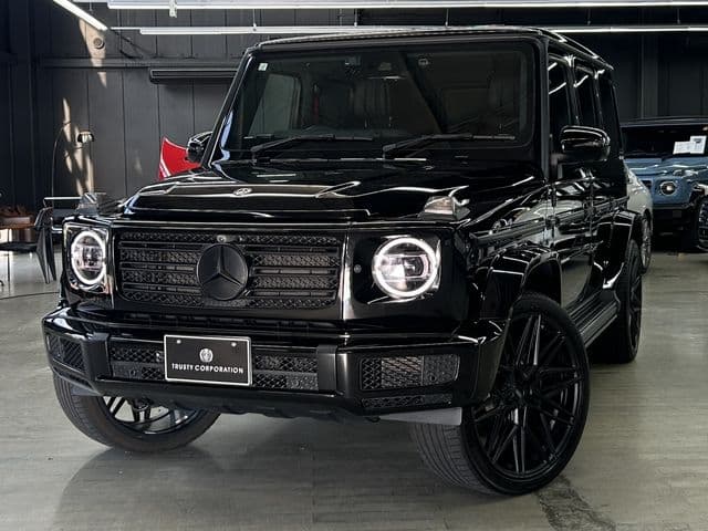 MERCEDES BENZ