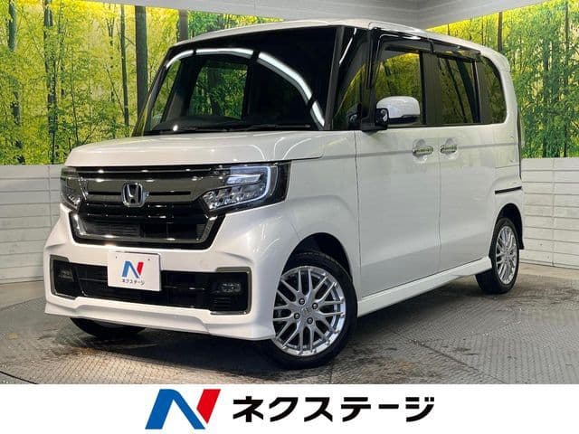 HONDA N BOX CUSTOM 4WD