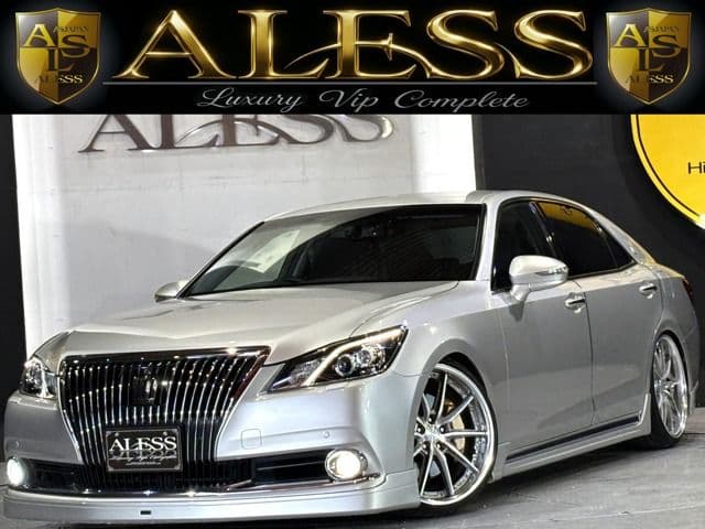 TOYOTA CROWN MAJESTA HYBRID