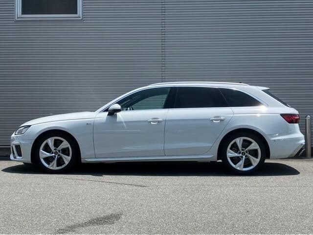 Car thumbnail 4