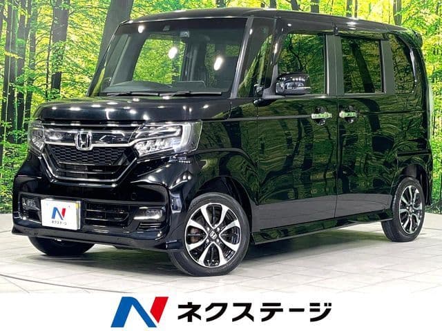 HONDA N BOX CUSTOM 4WD
