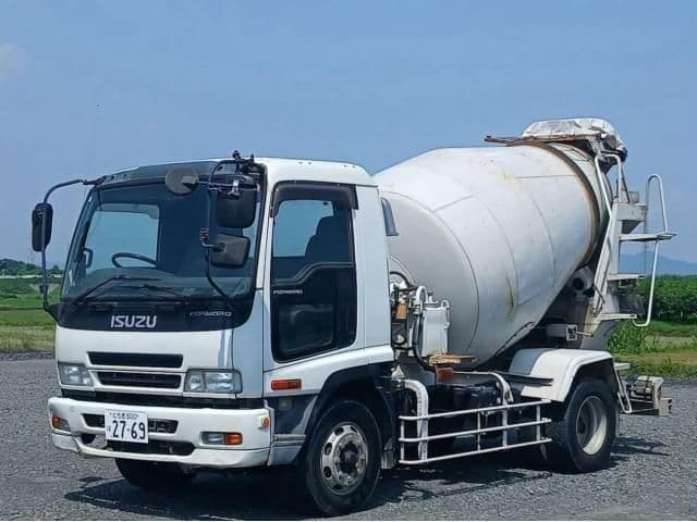 ISUZU