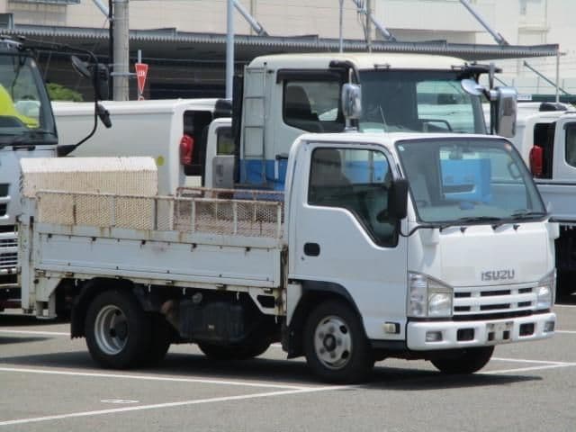 ISUZU