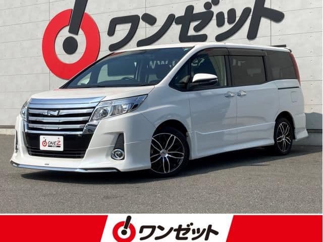 TOYOTA NOAH