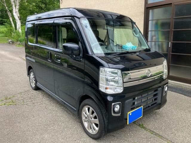 NISSAN