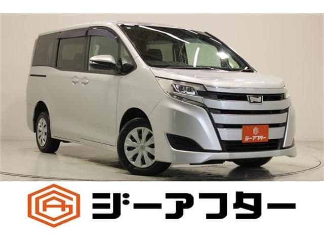 TOYOTA NOAH 4WD