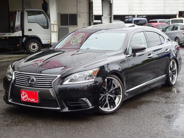TOYOTA LEXUS LS600h