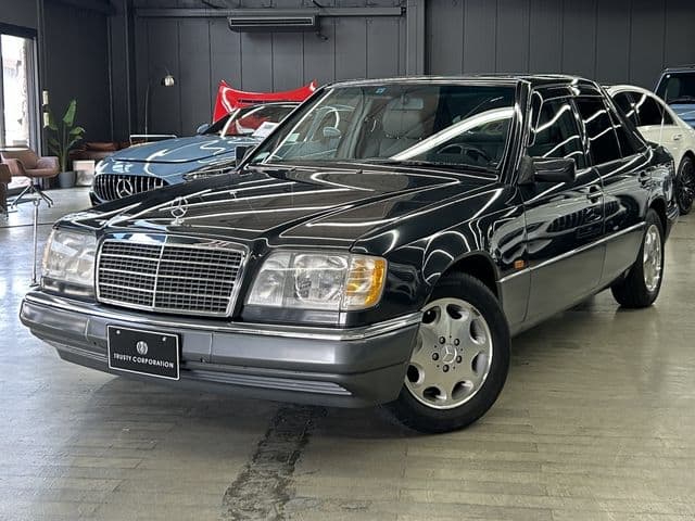 MERCEDES BENZ