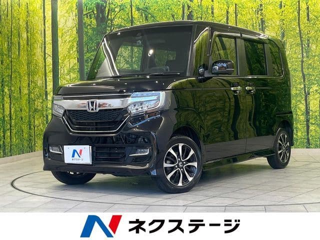 HONDA N BOX CUSTOM 4WD