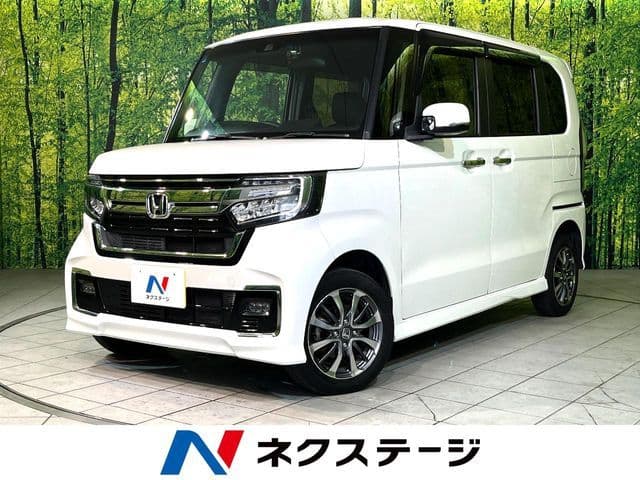 HONDA N BOX CUSTOM 4WD