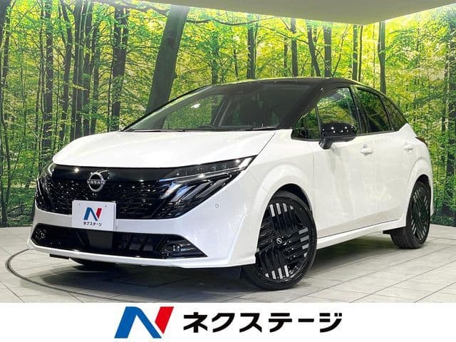 NISSAN AURA