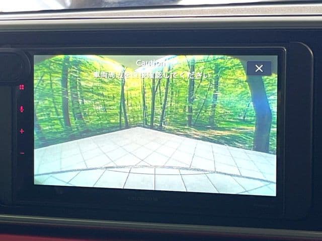Car thumbnail 4