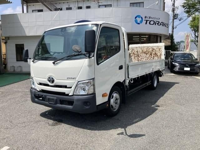 TOYOTA DYNA