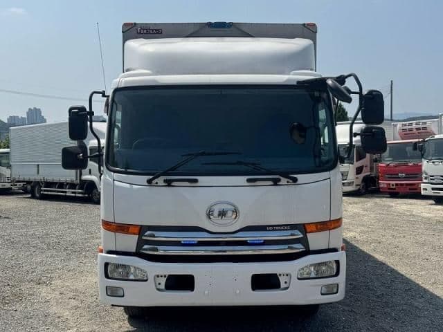 NISSAN DIESEL CONDOR