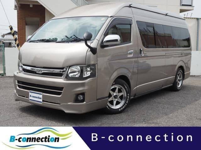 TOYOTA HIACE wagon 4WD
