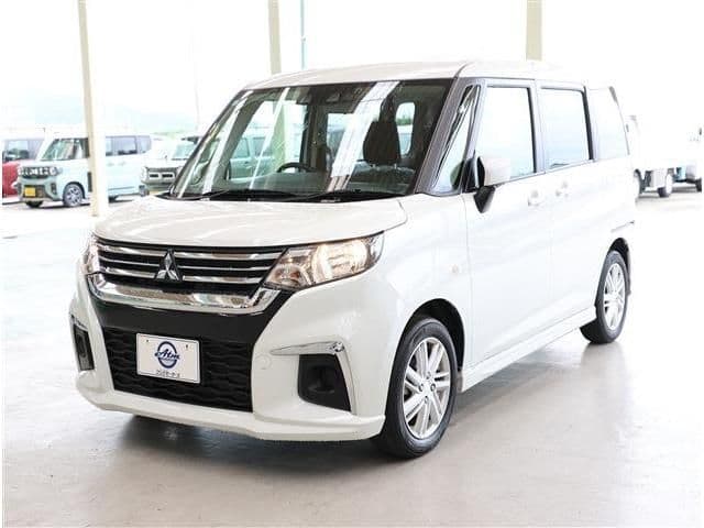MITSUBISHI DELICA D:2 2WD